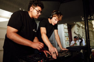 Yasta Crew @ Pastel Blumencafé - Fête de la musique Magdeburg 2026 © Matthias Sasse